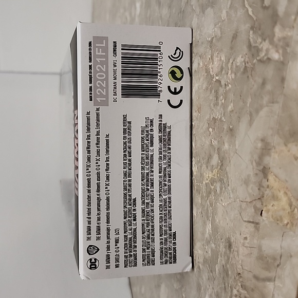 Catwoman DC Multiverse - Picture 7 of 7